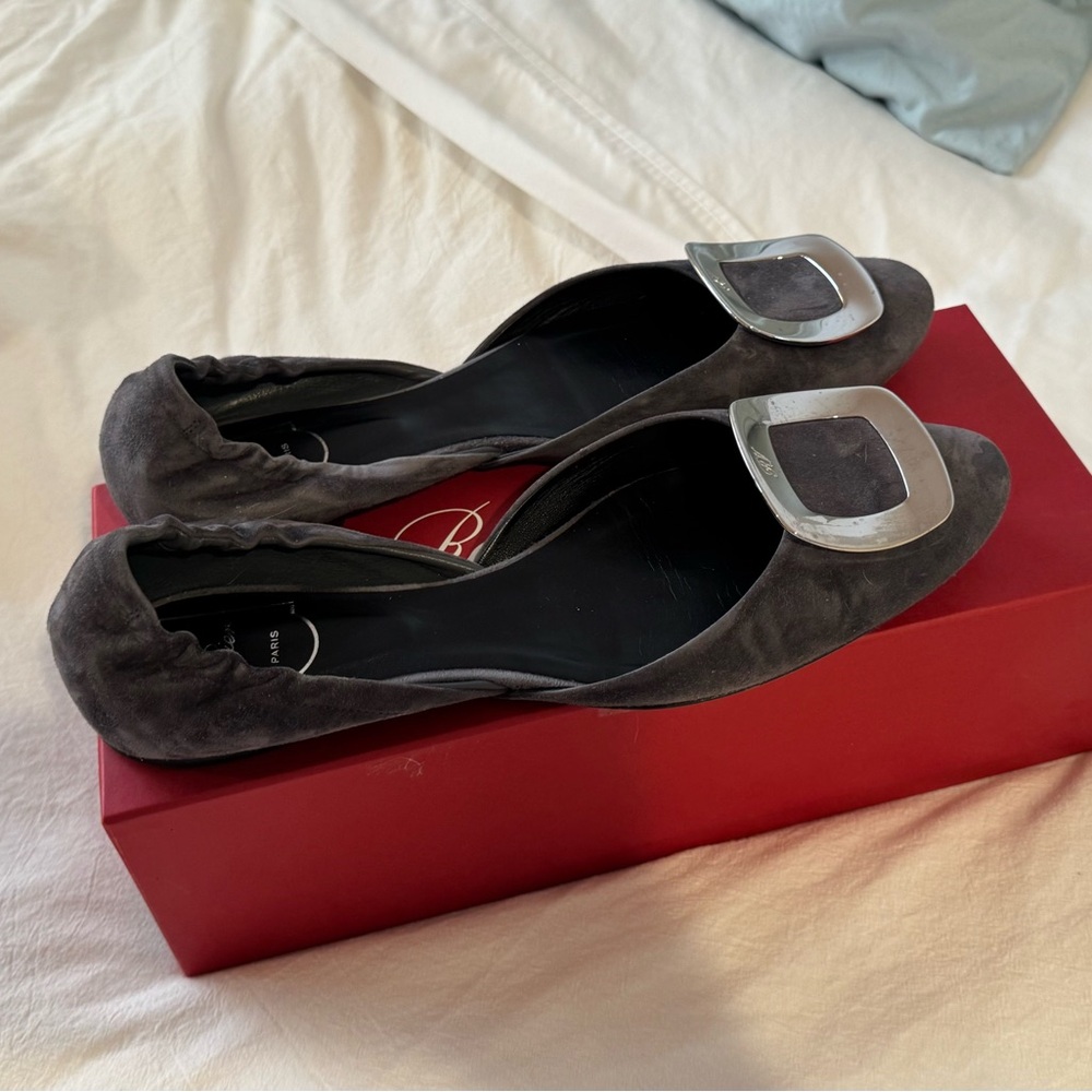 Roger Vivier Black and Red Women's Shoes